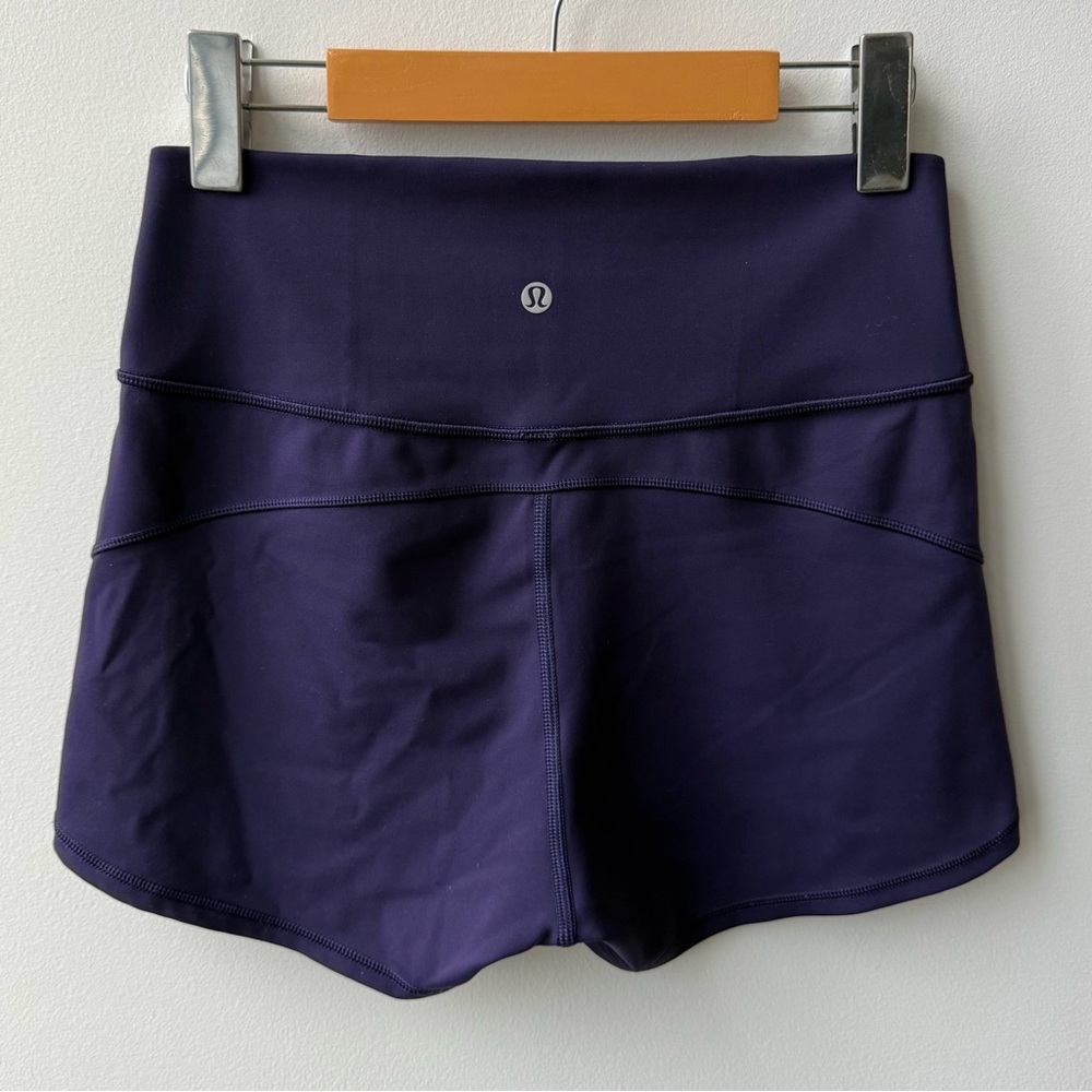 Lululemon In Movement Short - Picture 6 of 10